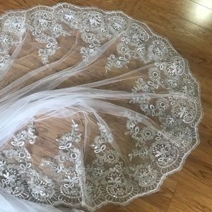 Cathedral veil (white)